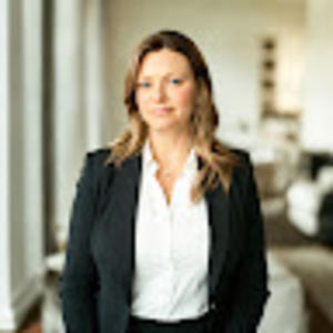 Meet your Posher, Eva